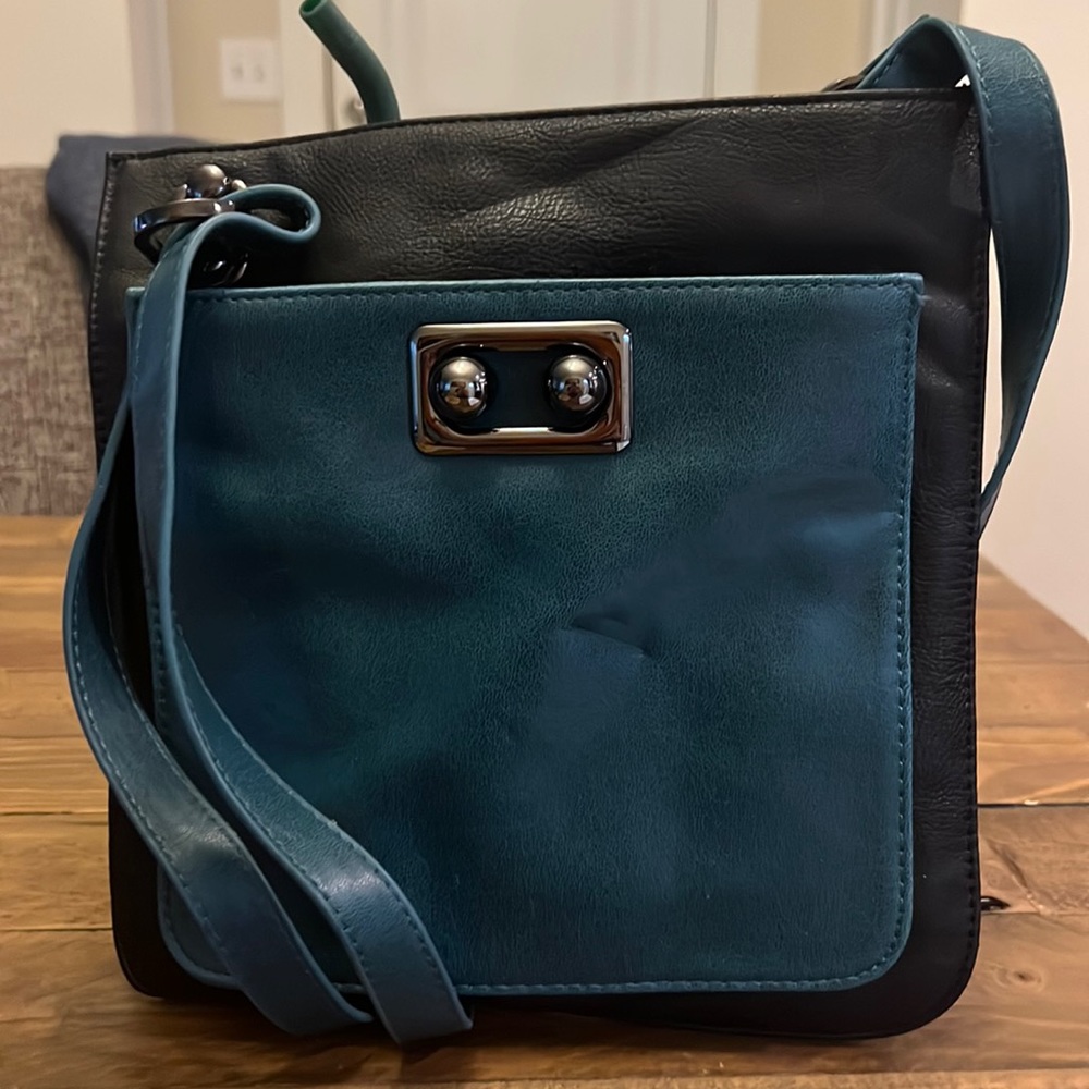 Sondra Roberts crossbody